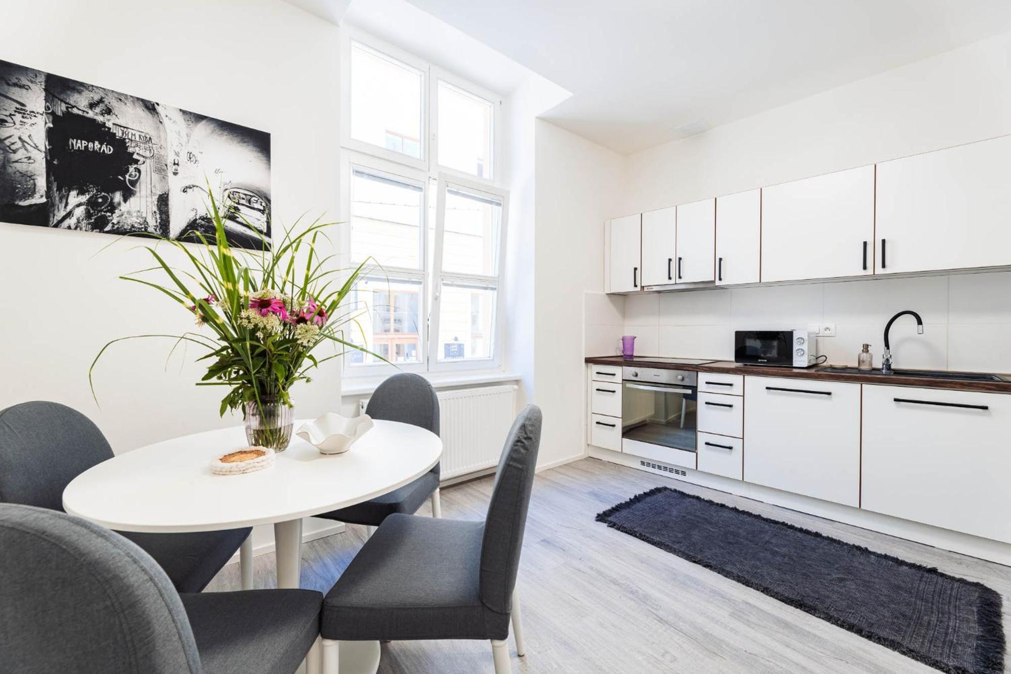 Silvie Apartments - Wurmova Olomouc Buitenkant foto